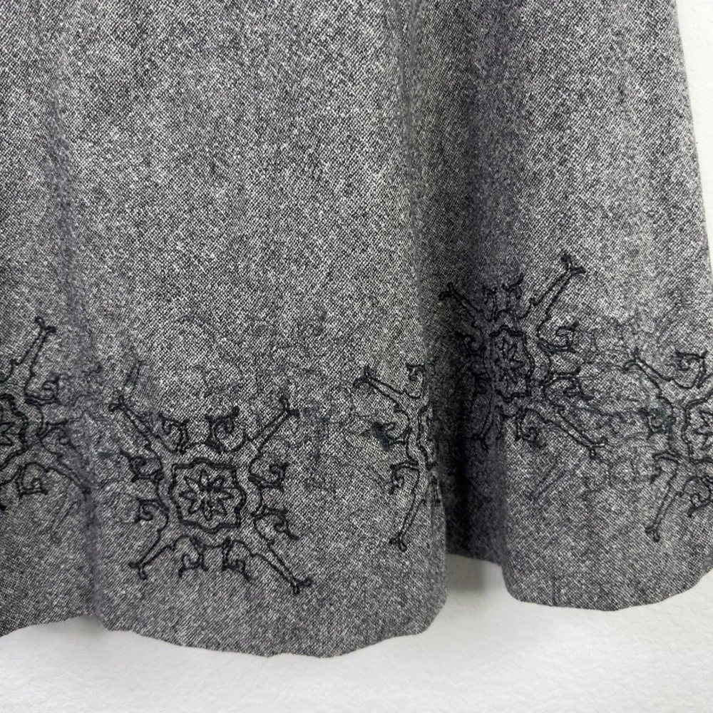 Eddie Bauer Skirt Womens 2 Gray Wool‎ Embroidered Snowflake Cottagecore Winter
